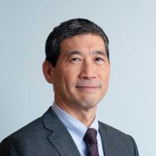 Headshot image of Kenneth Tanabe, MD.