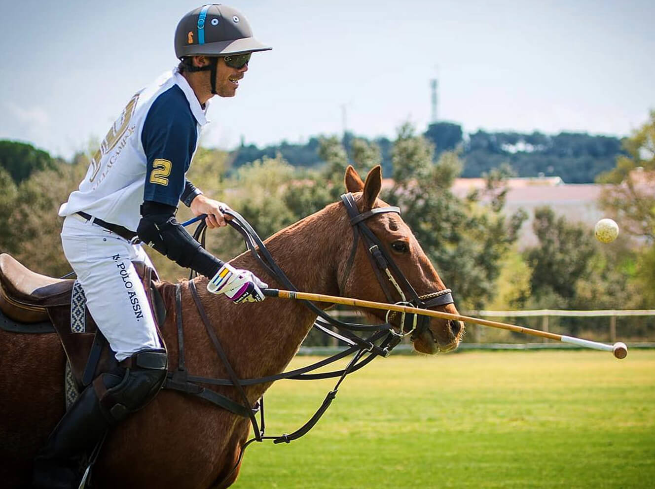 Nicolás Ruiz Guiñazu on horseback playing polo